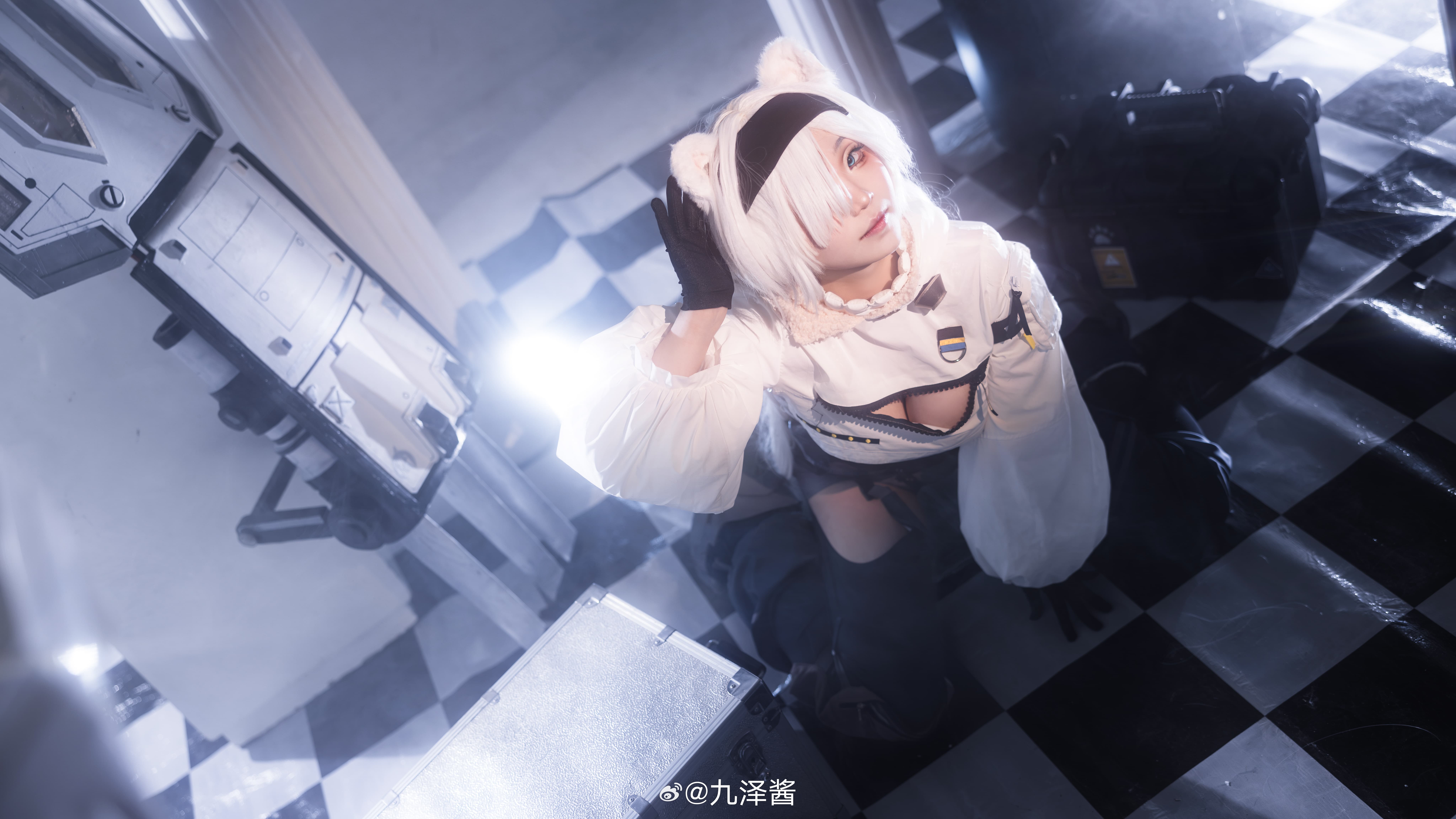 [COSplay]明日方舟☃️极光-二次元COS分享次元吧